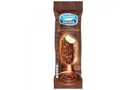 ايس كريم سينيشن اعواد الشوكولاتة الحليب ولوز السعودية 105 مل . 